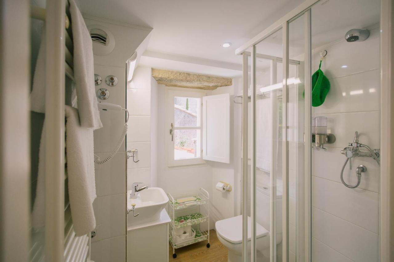 Roompedra Apartamentos Turisticos Сантяго де Компостела Екстериор снимка