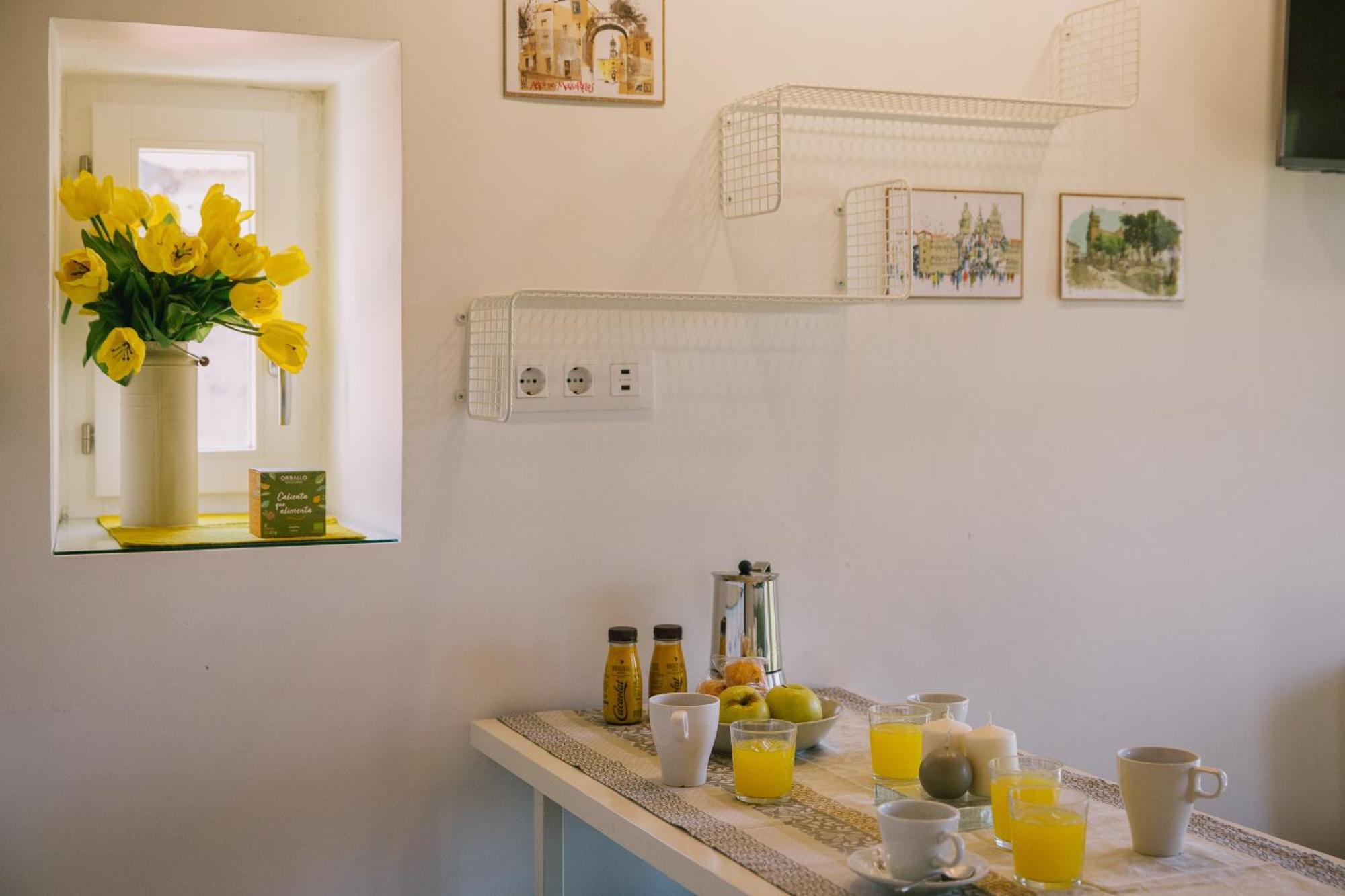 Roompedra Apartamentos Turisticos Сантяго де Компостела Екстериор снимка