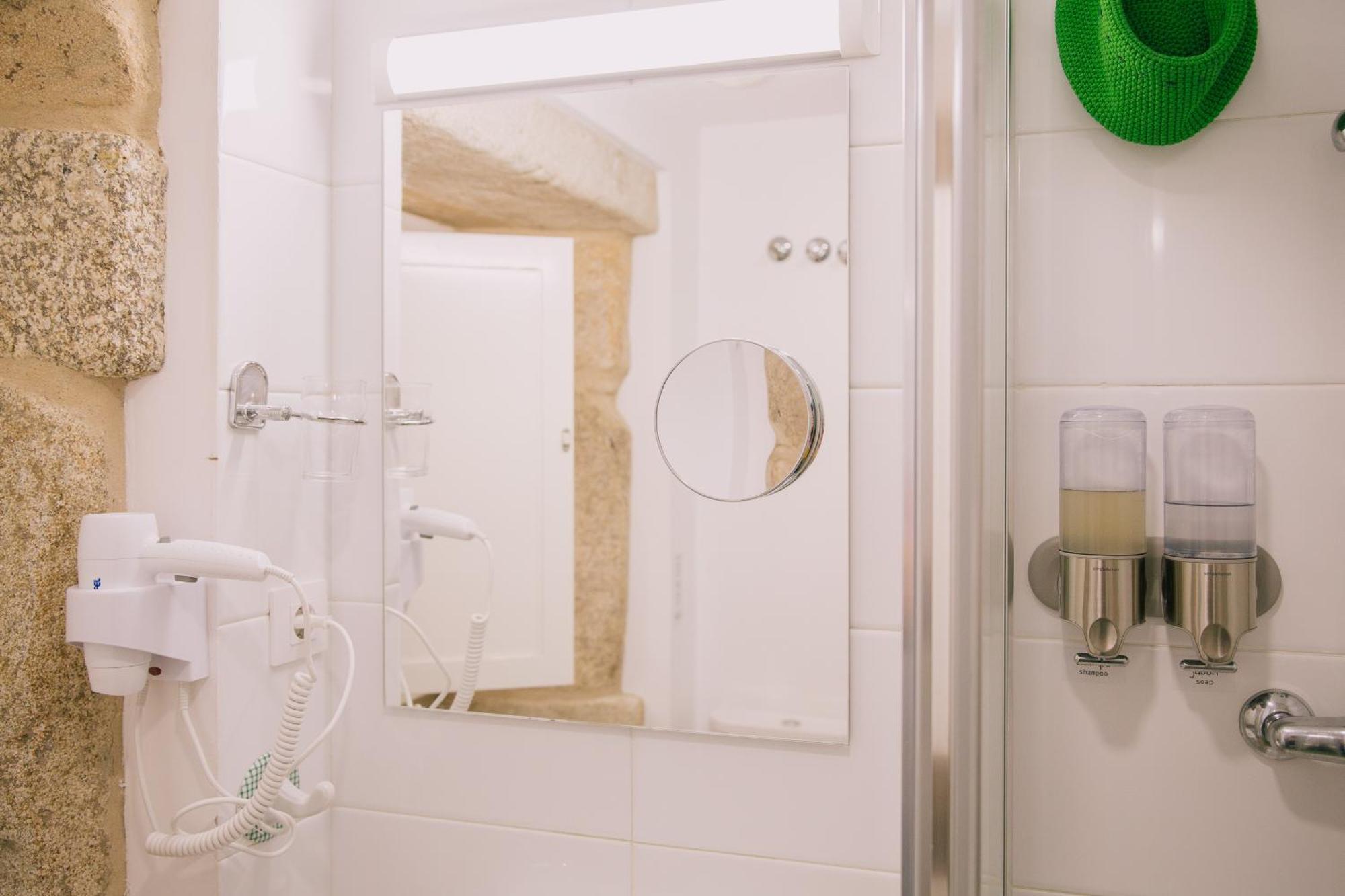 Roompedra Apartamentos Turisticos Сантяго де Компостела Екстериор снимка