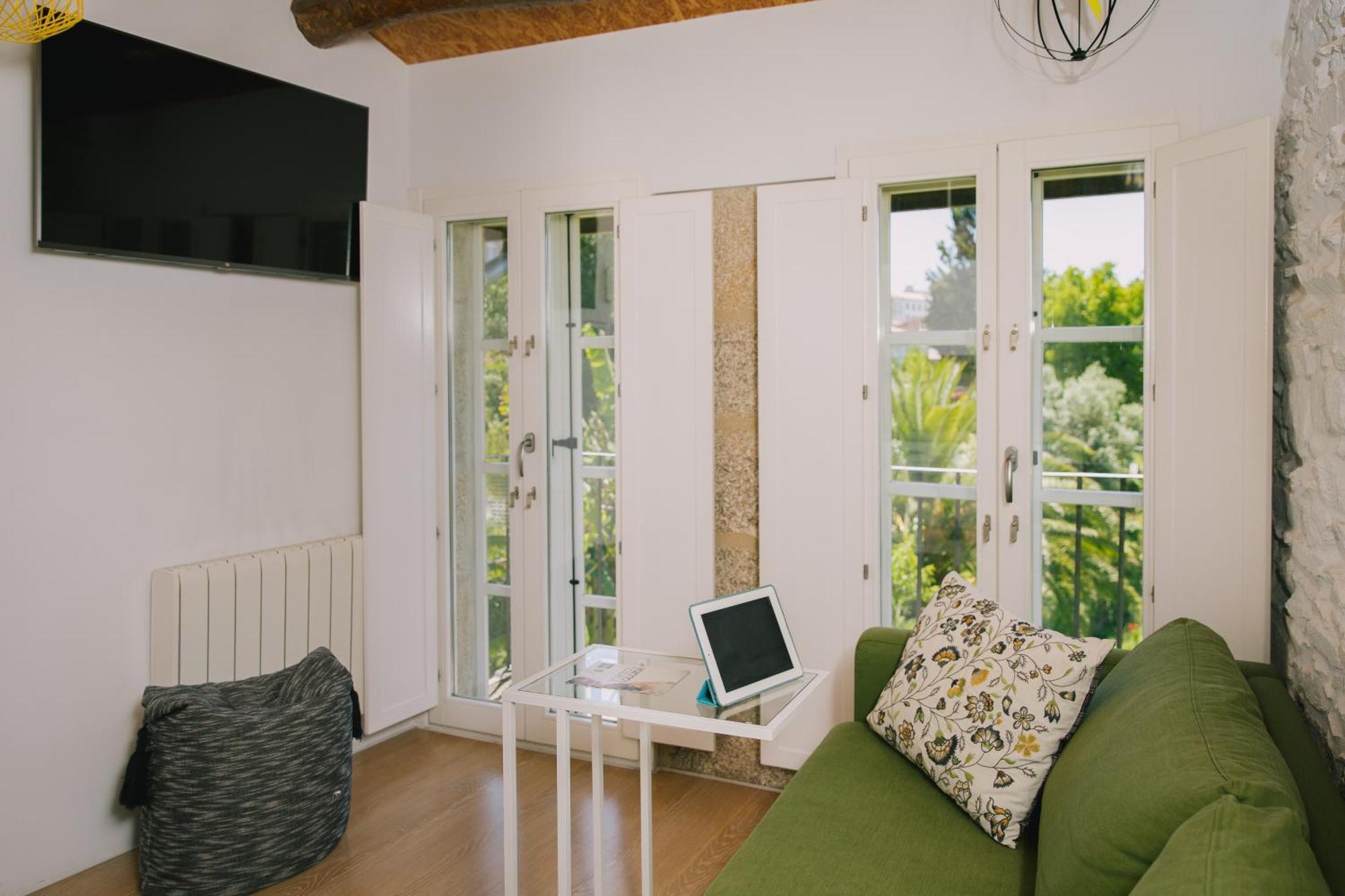 Roompedra Apartamentos Turisticos Сантяго де Компостела Екстериор снимка